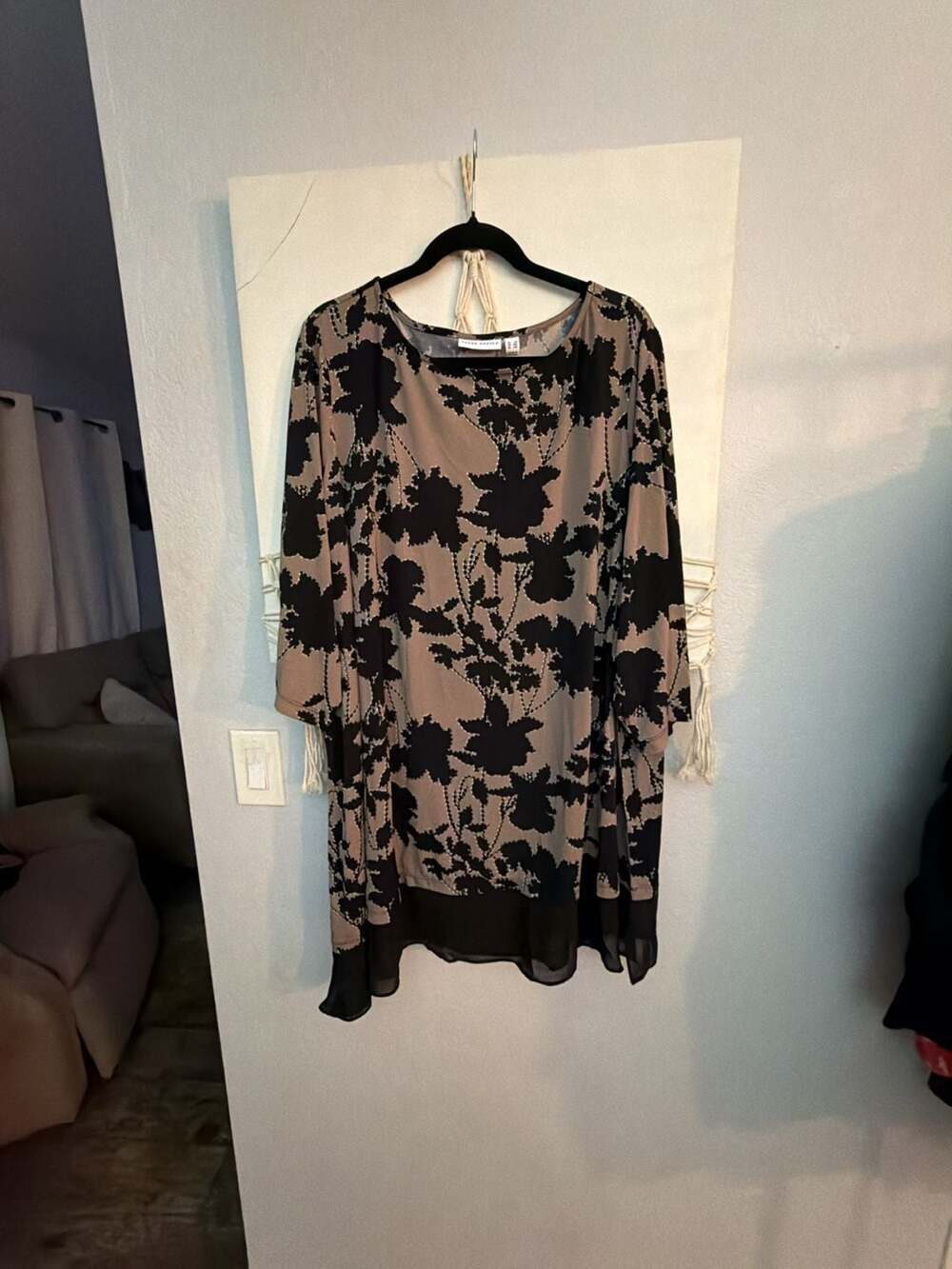 Susan Graver Liquid Knit Floral Tunic with Chiffon Hem Hemline